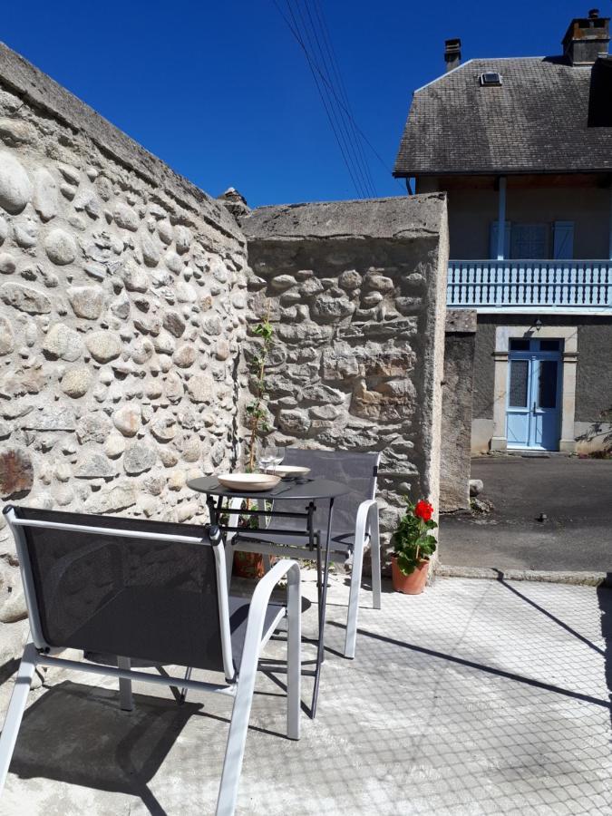 Bel Appartement Renove Dans Maison Bigourdane Pouzac Buitenkant foto